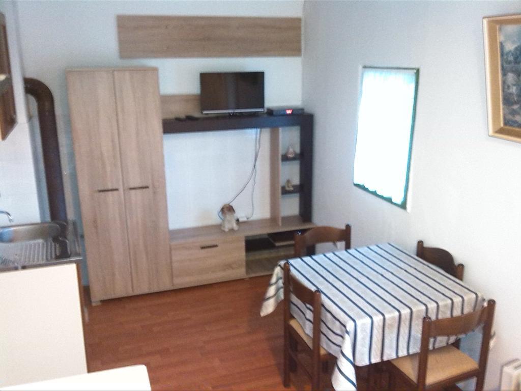 Apartment Dedina Kuca 1937 *